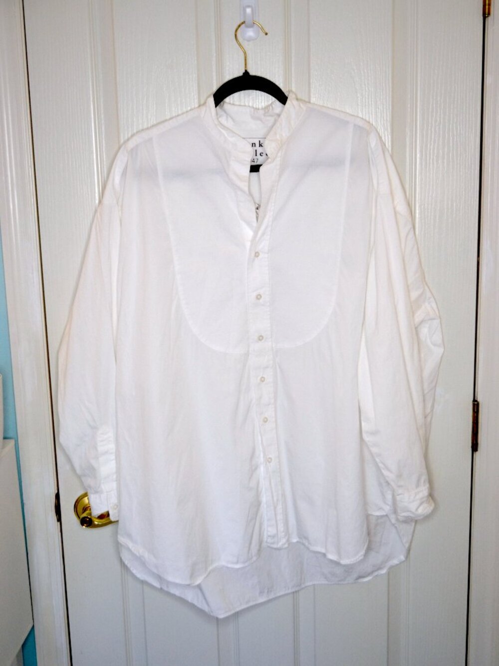 Frank & Eileen Victoria Italian Tuxedo Shirt Oversized Fit - Picture 4 of 9